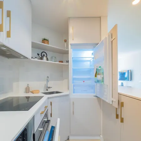 Cubo's Estudio Cabopino Port & Parking Apartment *